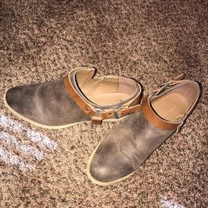 Very Volatile Booties